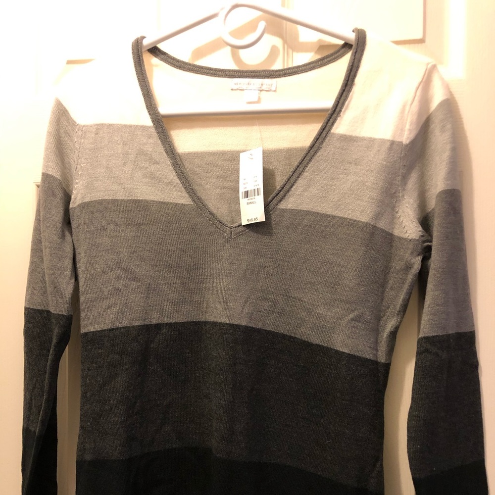 Long sleeve New York & Co.  size small sweater